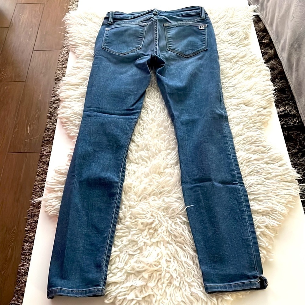 Bebe mid-rise Skinny Jeans. Fall & Back 2 School Ready! - Picture 7 of 8